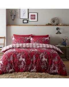 winter-stags-xmas-bedding-red1.jpg