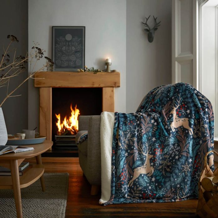 Stag sherpa throw 2025